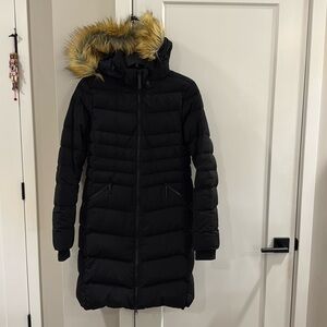 Lole black parka Katie jacket, size medium. Excellent condition. Mid length